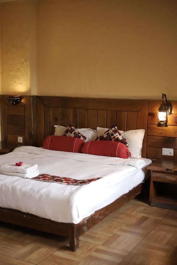 Hotel Tourist Residency Pokhara Extérieur photo