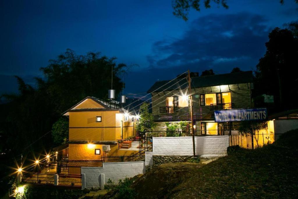 Hotel Tourist Residency Pokhara Extérieur photo