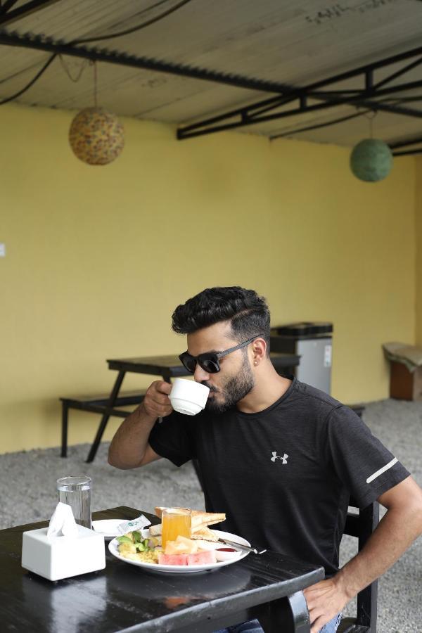Hotel Tourist Residency Pokhara Extérieur photo