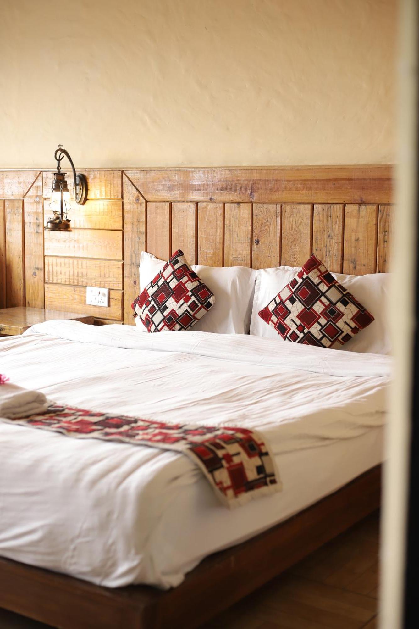 Hotel Tourist Residency Pokhara Extérieur photo